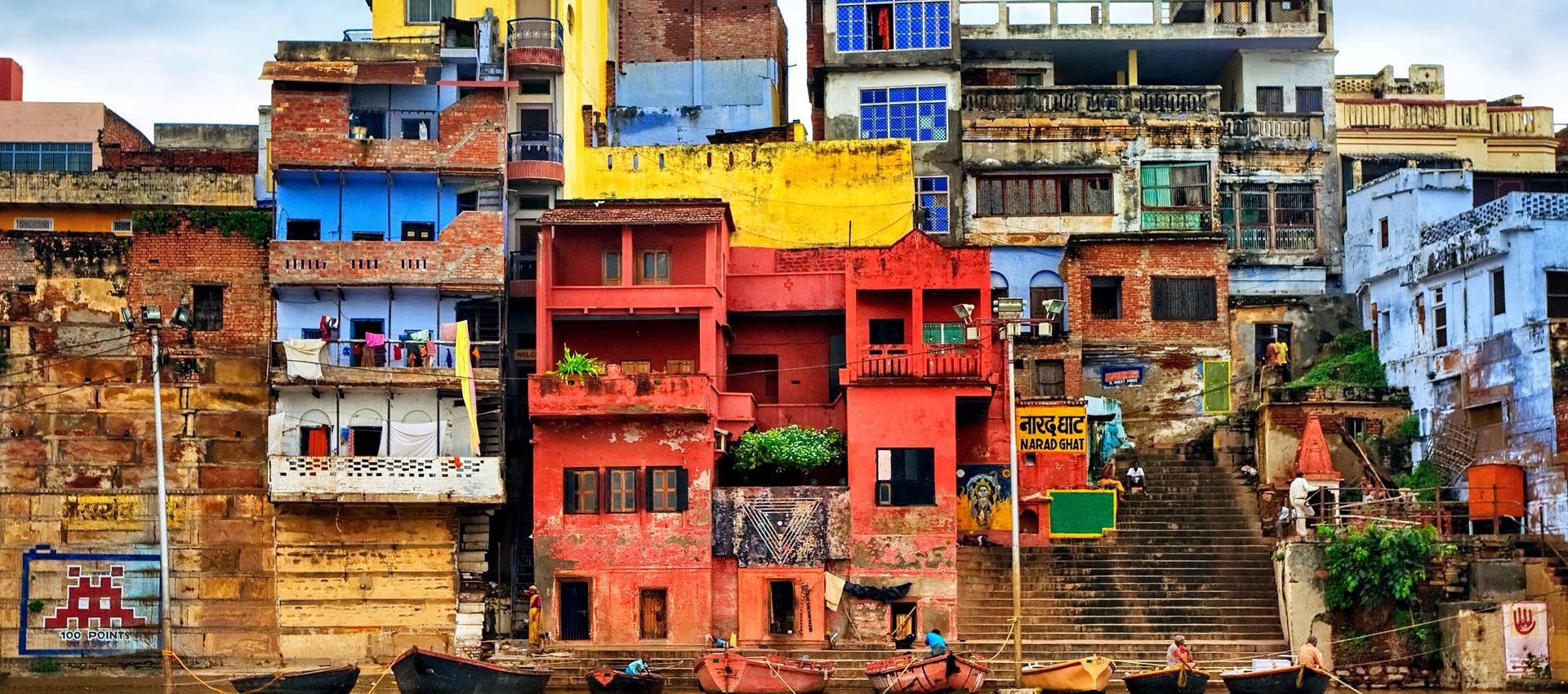 Colourful crowded houses on a hillside